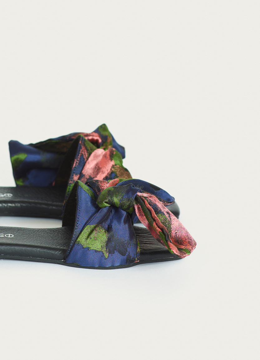 Tau Bow Sandal Navy