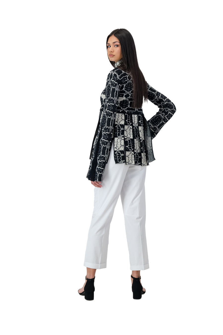 Bull Motif Top Black And White