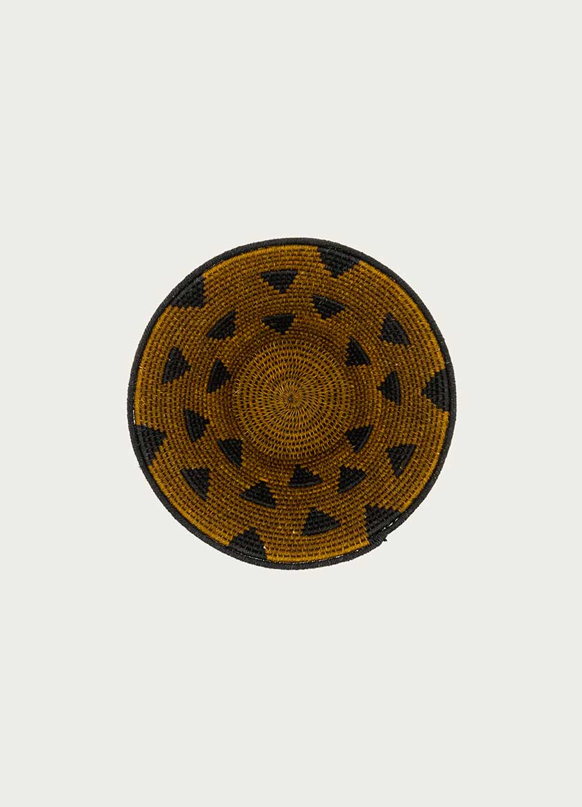 LITTLE TRIANGLES BASKETS  IN COLOURS GINGER AND BLACK MEDIUM