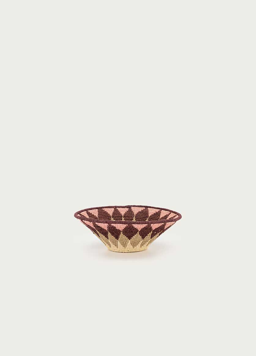 TRADITIONAL DIAMOND BASKET  IN CREAM , OYSTER, PINK AND  AUBERGINE SMALL
