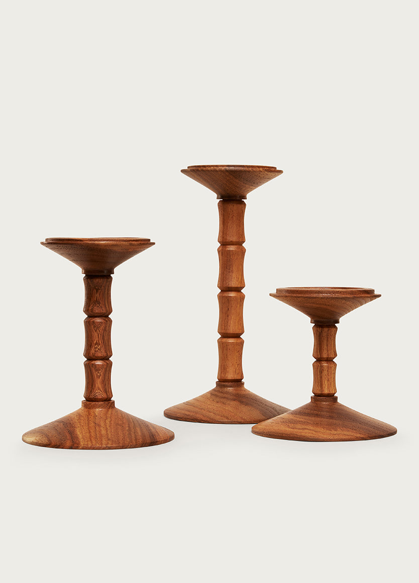 Stand Natural Medium